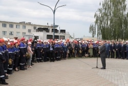 Сустрэча Алякснадра Лукашэнкі з рабочымі прадпрыемства "Гродна Азот" е